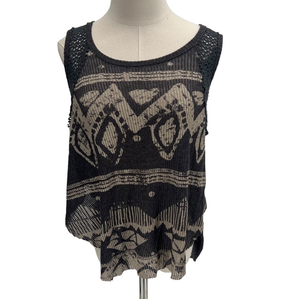 We The Free Gray Tan Geometric High Low Sleeveless Top Size Medium Women’s